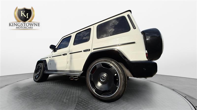 Vehicle photo 22