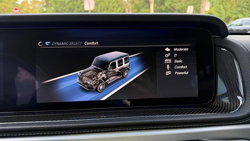 Vehicle photo 36