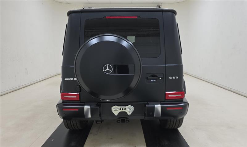 Vehicle photo 5