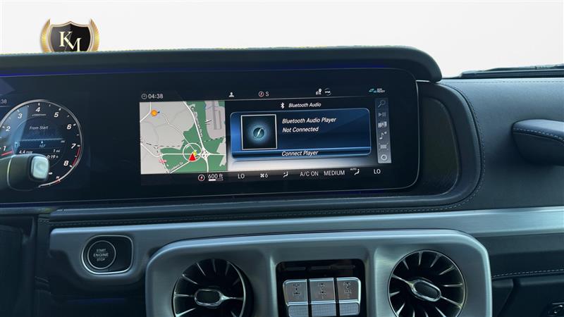 Vehicle photo 21