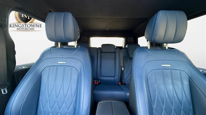 Vehicle photo 24