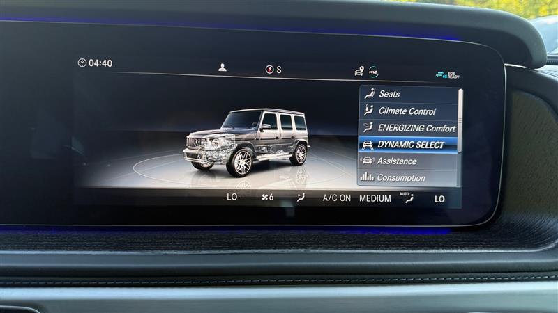 Vehicle photo 31