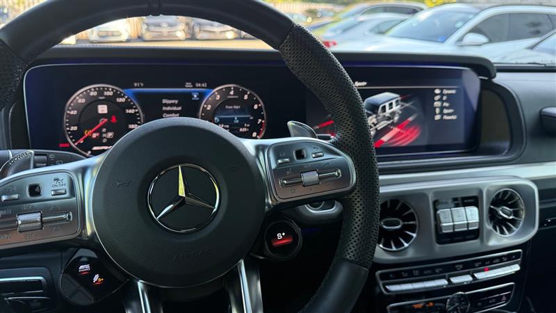 Vehicle photo 47