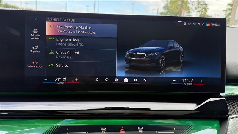 Vehicle photo 40