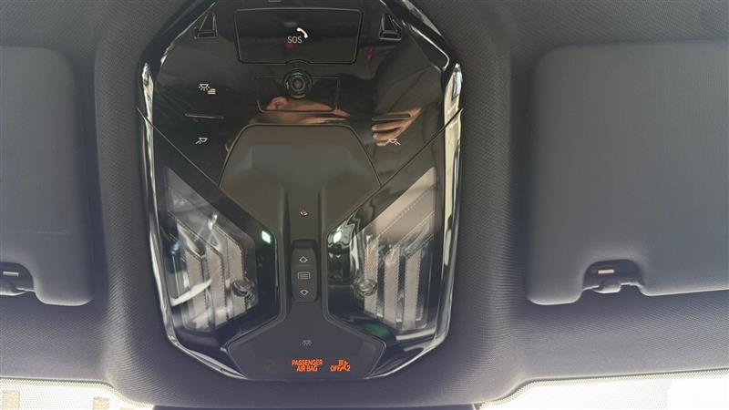 Vehicle photo 50