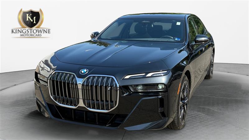 2023 BMW i7 xDrive60's photo