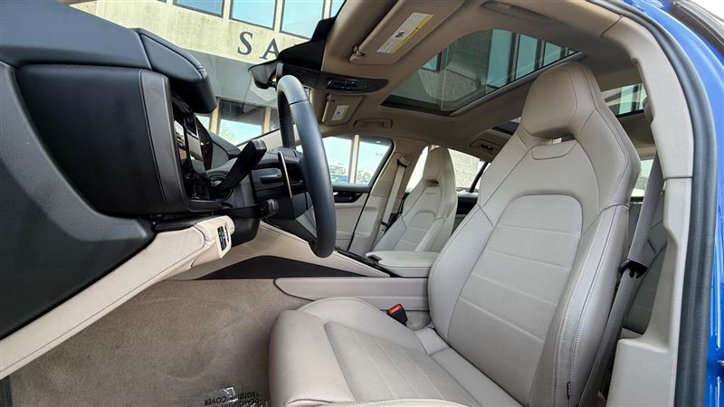2025 Porsche Panamera Base - Photo 16