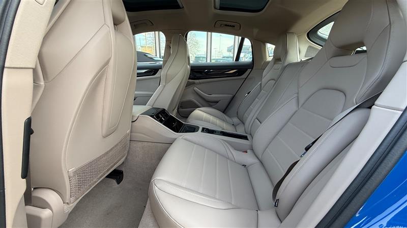 2025 Porsche Panamera Base - Photo 19