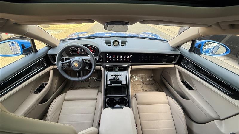 2025 Porsche Panamera Base - Photo 22
