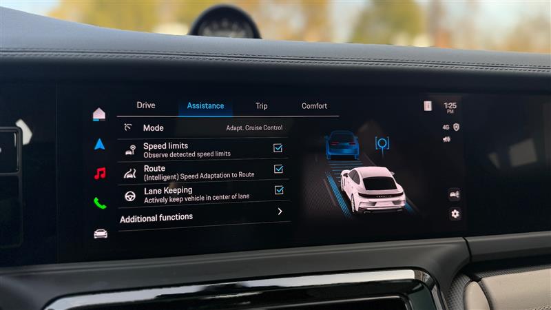2025 Porsche Panamera Base - Photo 37