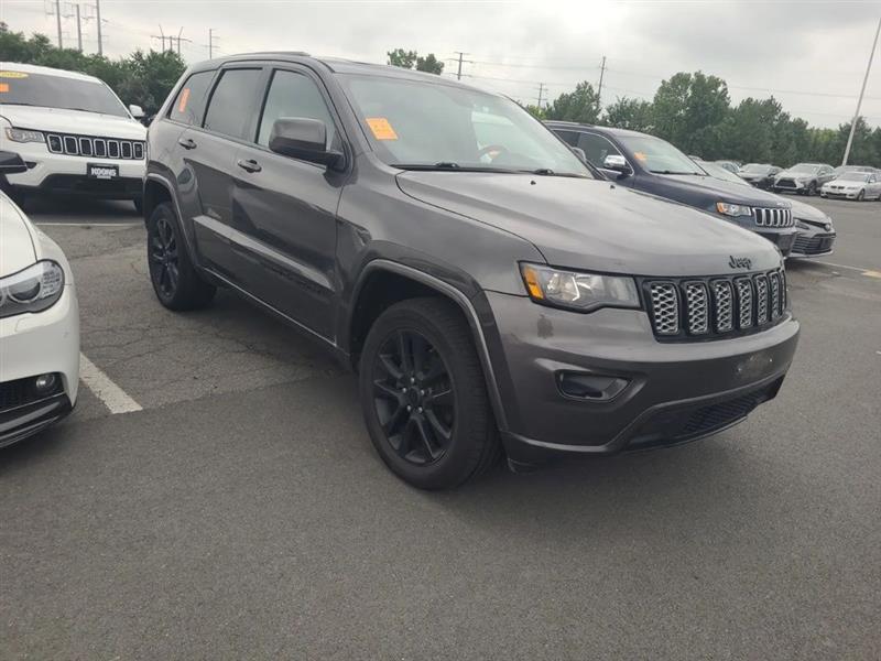 2017 JEEP GRAND CHEROKEE Altitude