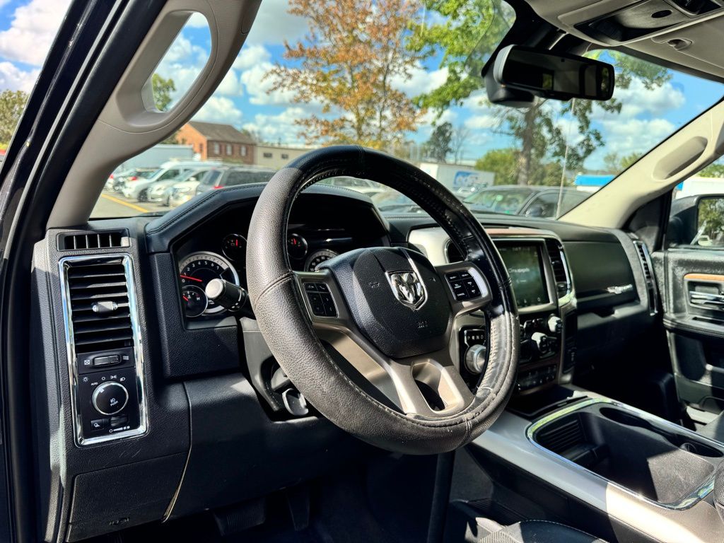 2018 RAM Ram 1500 Pickup Laramie - Photo 17