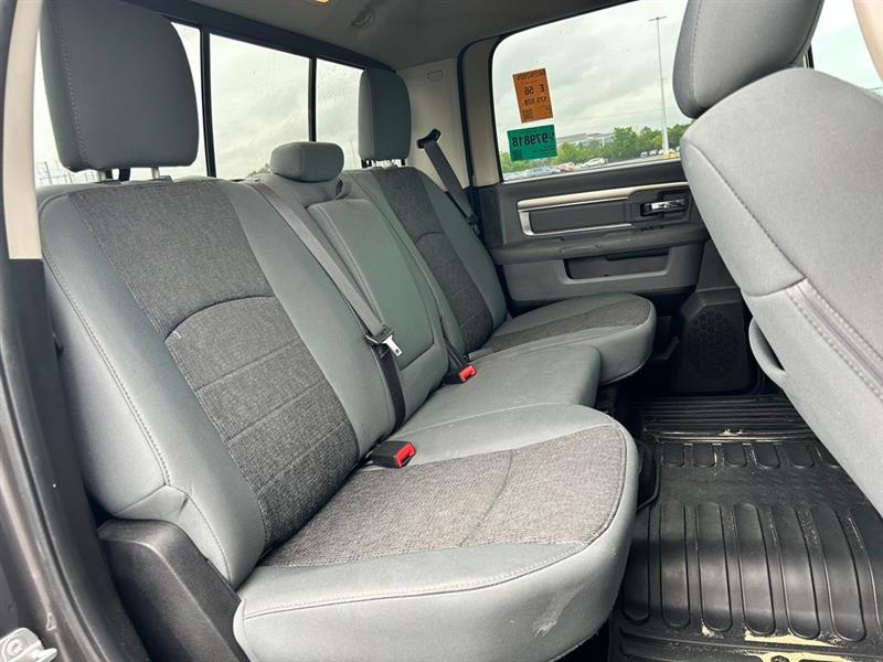 2015 RAM 1500 BIG HORN