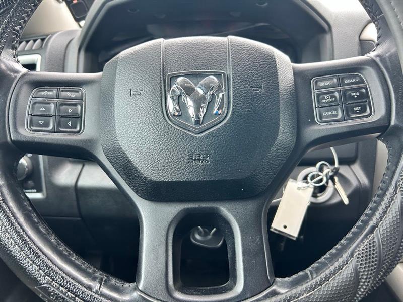 2015 RAM 1500 BIG HORN