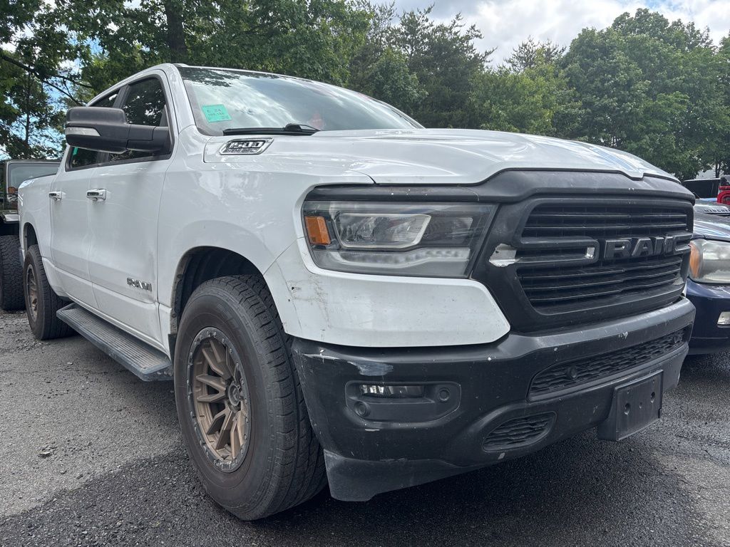 2020 RAM 1500 Big Horn/Lone Star 4x4 Crew Cab 5'7's photo