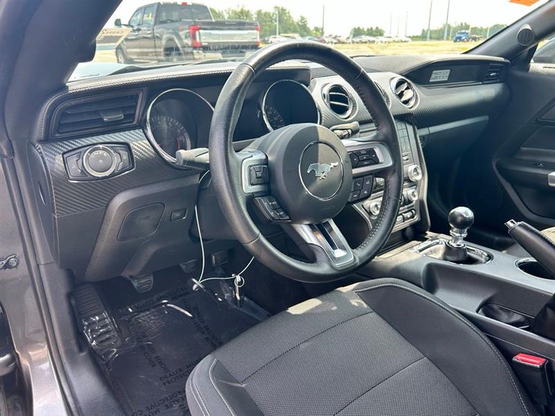 2015 FORD MUSTANG V6