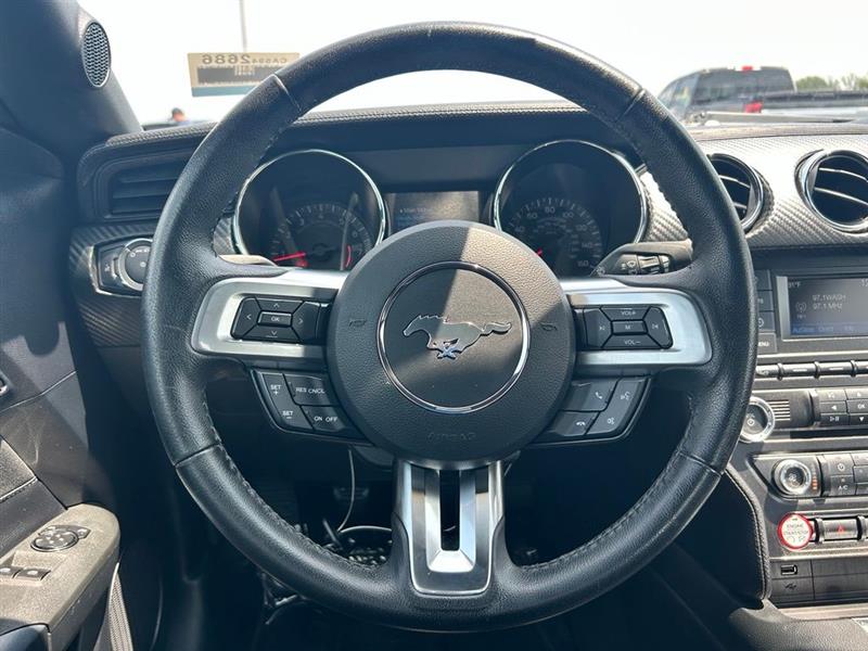 2015 FORD MUSTANG V6