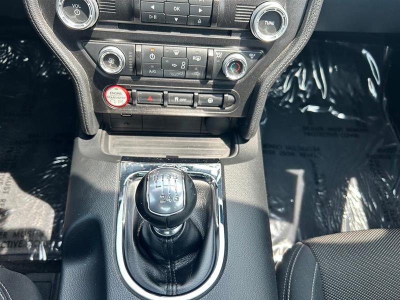 2015 FORD MUSTANG V6