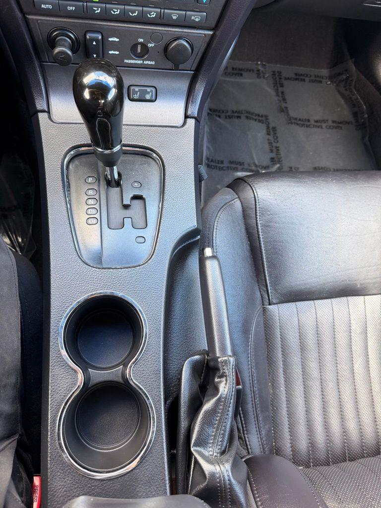 2004 FORD THUNDERBIRD DELUXE