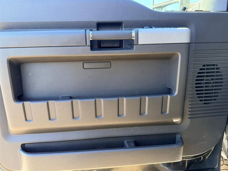 2014 FORD SUPER DUTY F-250 SRW LARIAT