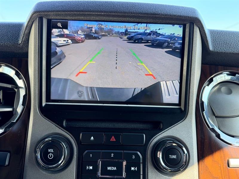 2014 FORD SUPER DUTY F-250 SRW LARIAT