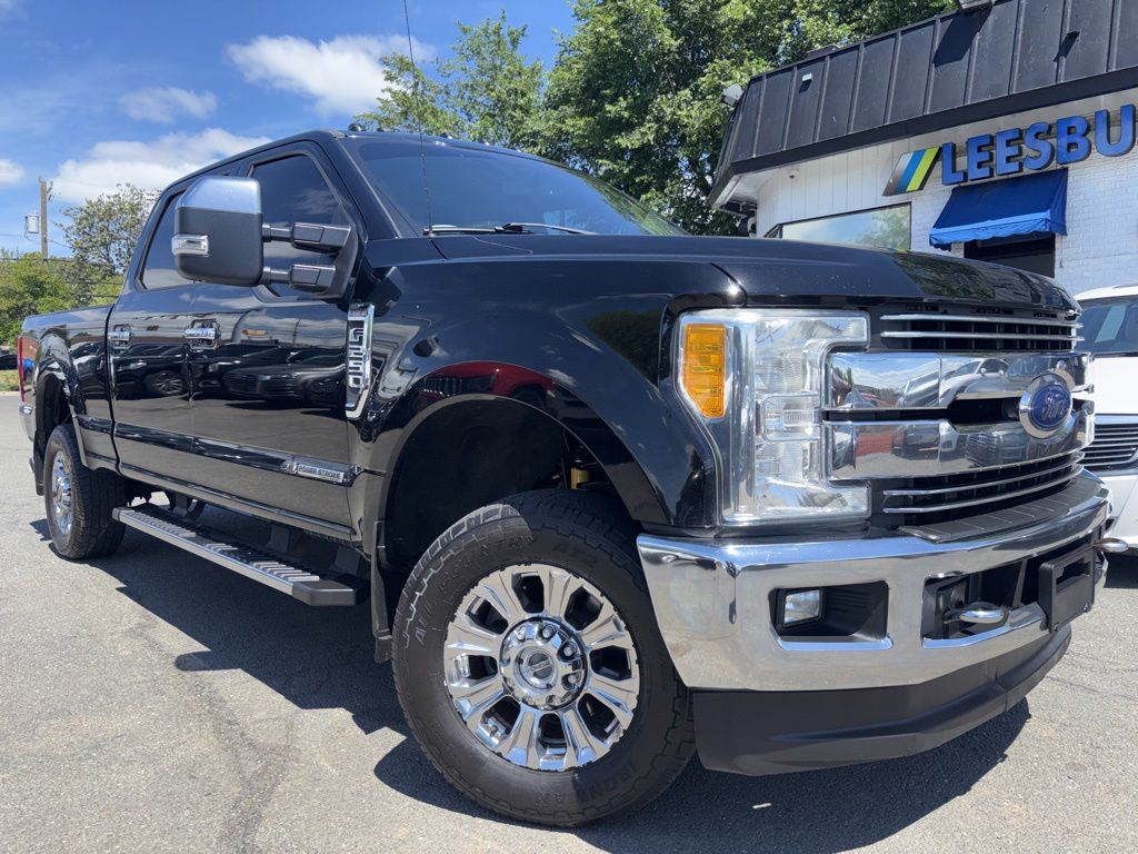 2017 Ford F-250 Lariat 4x4 Crew Cab 8' Box's photo