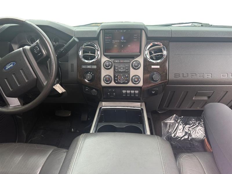 2016 FORD SUPER DUTY F-350 SRW LARIAT