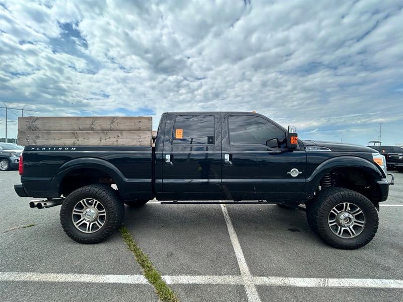 2016 FORD SUPER DUTY F-350 SRW LARIAT