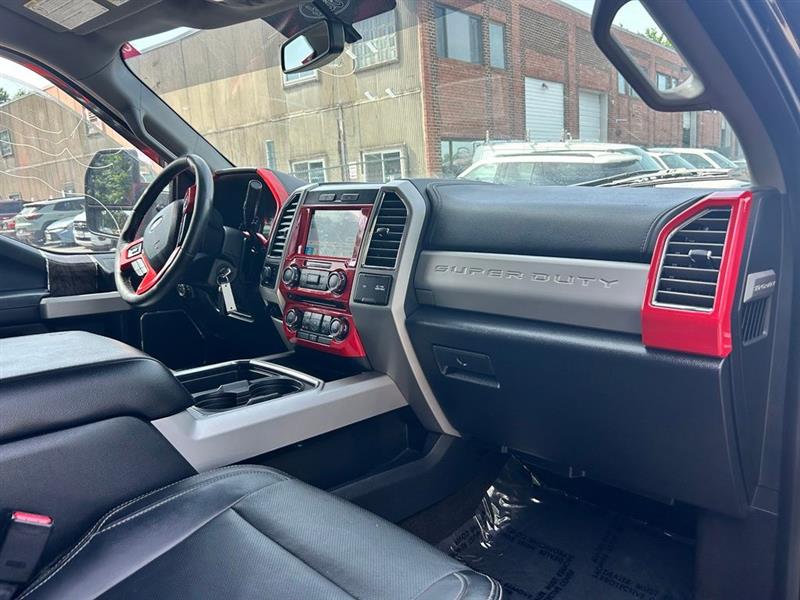 2017 FORD SUPER DUTY F-350 DRW LARIAT