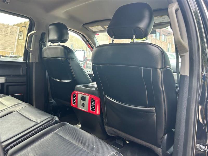 2017 FORD SUPER DUTY F-350 DRW LARIAT