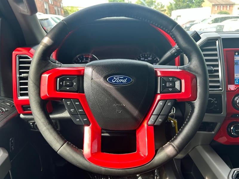 2017 FORD SUPER DUTY F-350 DRW LARIAT