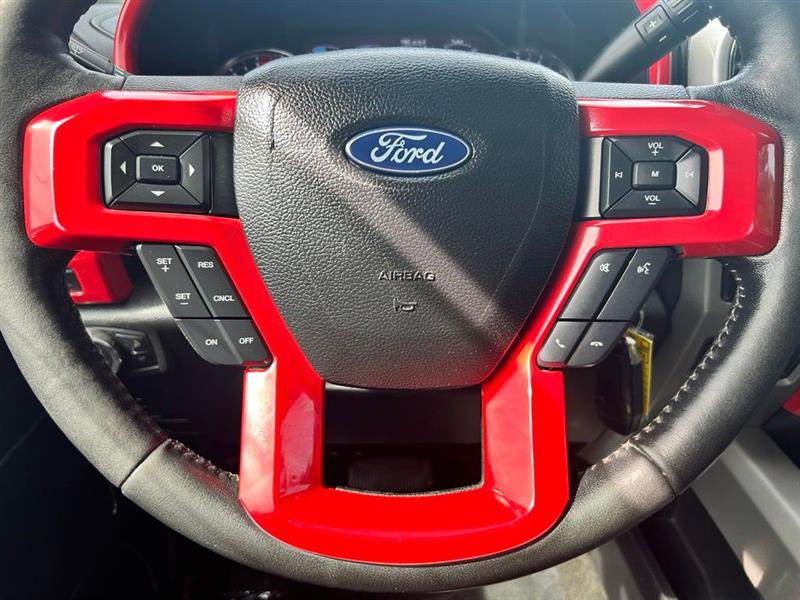 2017 FORD SUPER DUTY F-350 DRW LARIAT