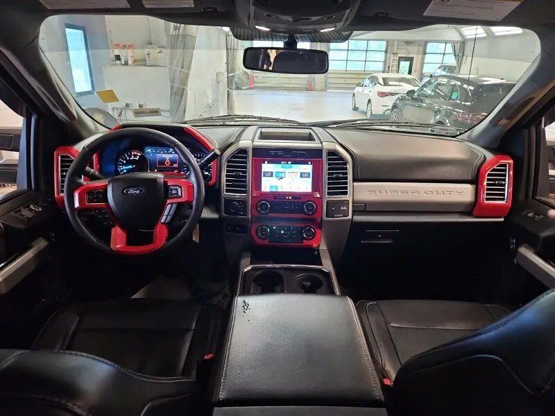 2017 FORD SUPER DUTY F-350 DRW LARIAT