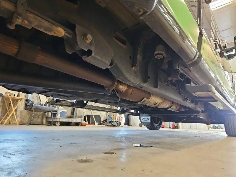 2017 FORD SUPER DUTY F-350 DRW LARIAT