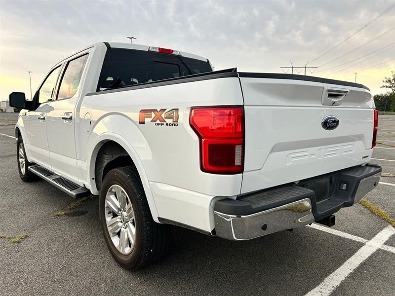2020 FORD F-150 LARIAT