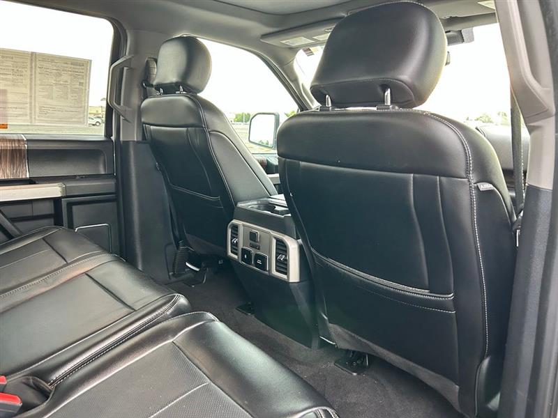2017 FORD F-150 PLATINUM