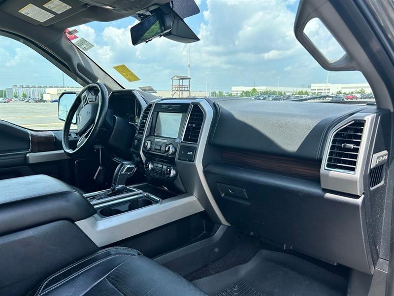 2017 FORD F-150 LARIAT