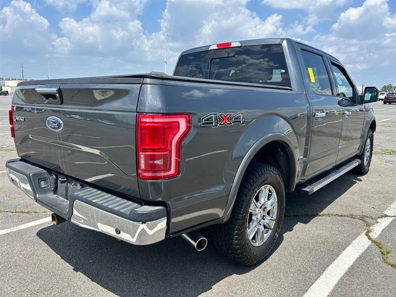 2017 FORD F-150 LARIAT