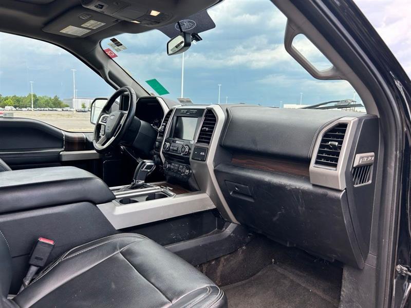 2017 FORD F-150 LARIAT