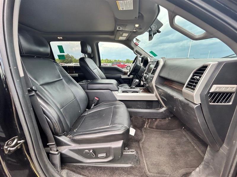 2017 FORD F-150 LARIAT