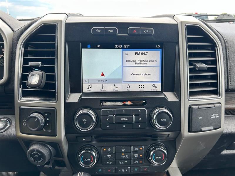 2017 FORD F-150 LARIAT