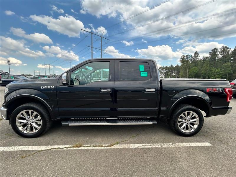 2017 FORD F-150 LARIAT
