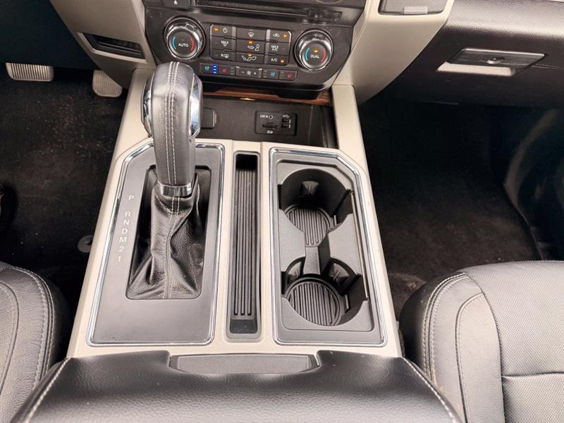 2015 FORD F-150 LARIAT
