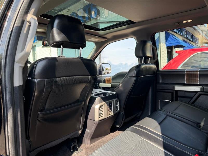 2016 FORD F-150 LARIAT