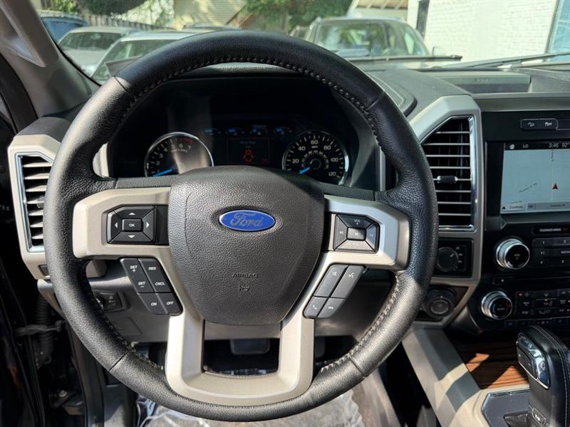 2016 FORD F-150 LARIAT