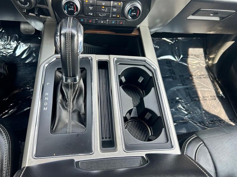 2017 FORD F-150 LARIAT