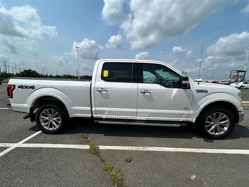 2017 FORD F-150 LARIAT