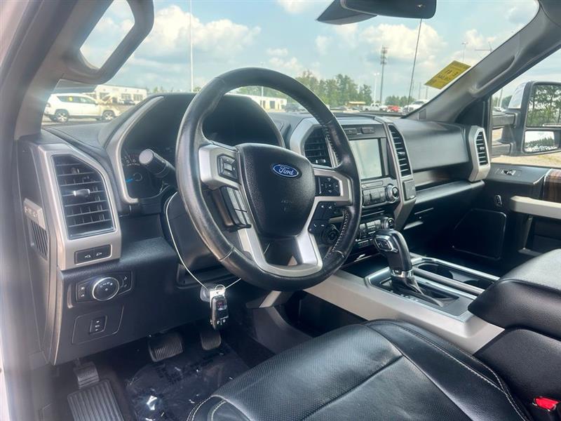 2017 FORD F-150 LARIAT