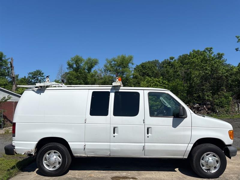 2007 FORD ECONOLINE CARGO VAN 