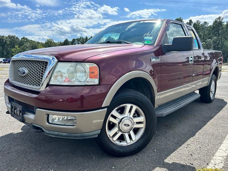 2004 FORD F-150 LARIAT